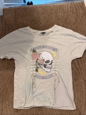 Express Short Sleeve Lace-Up Skull Graphic Tee